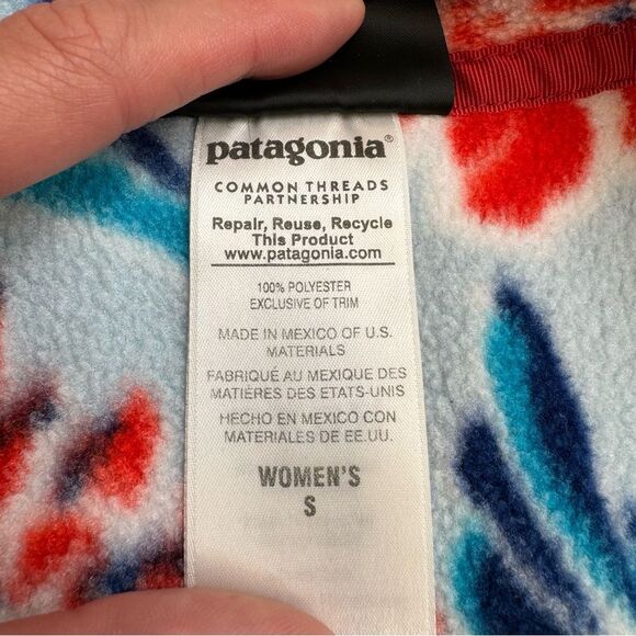Patagonia Synchilla Snap-T Manoa Dusk Hawaiian Hibiscus Floral Fleece S SM Small - Picture 6 of 12